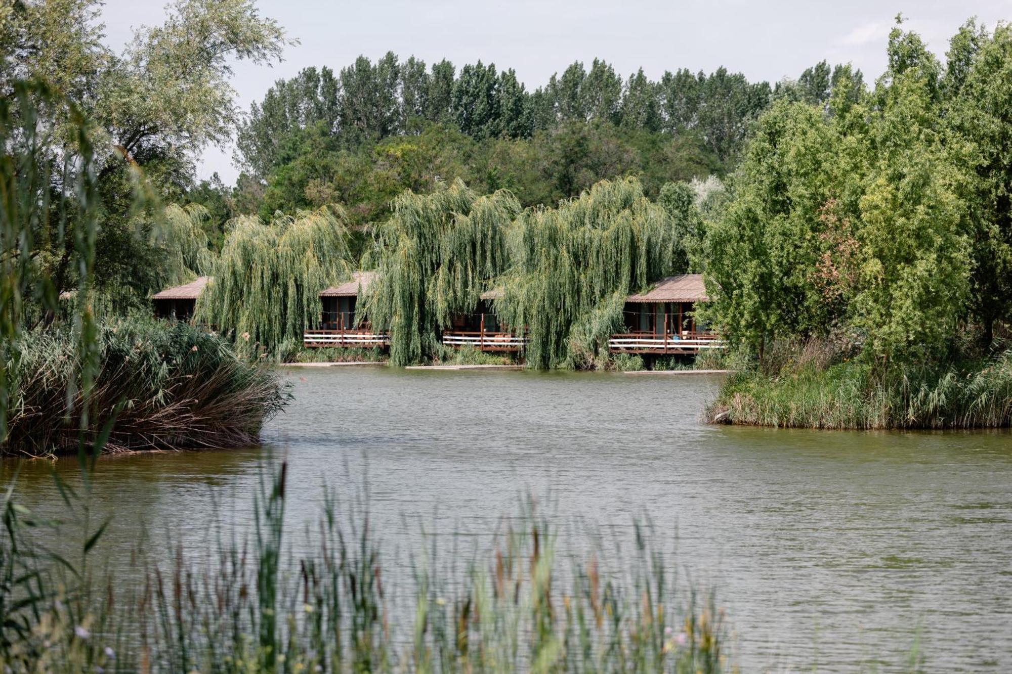 Zaga Zaga Sat Otel Tecuci Dış mekan fotoğraf